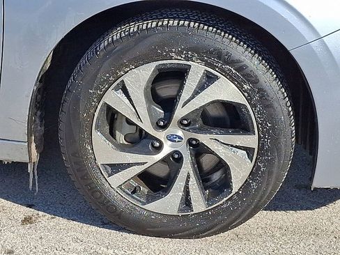 Used 2025 Subaru Legacy Premium image 8