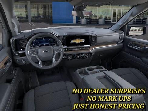 New 2026 Chevrolet Silverado 1500 RST w/ Redline Edition AWD/4WD image 15