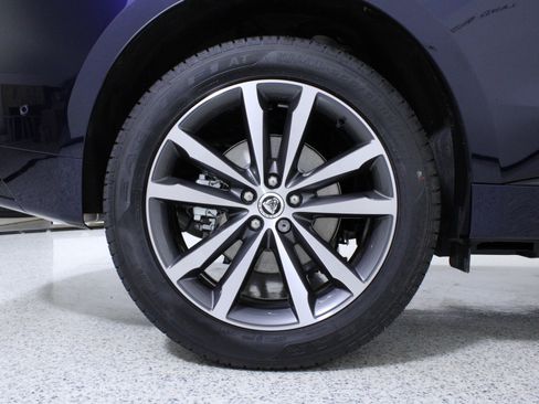 New 2026 Jaguar F-PACE R-Dynamic S image 8