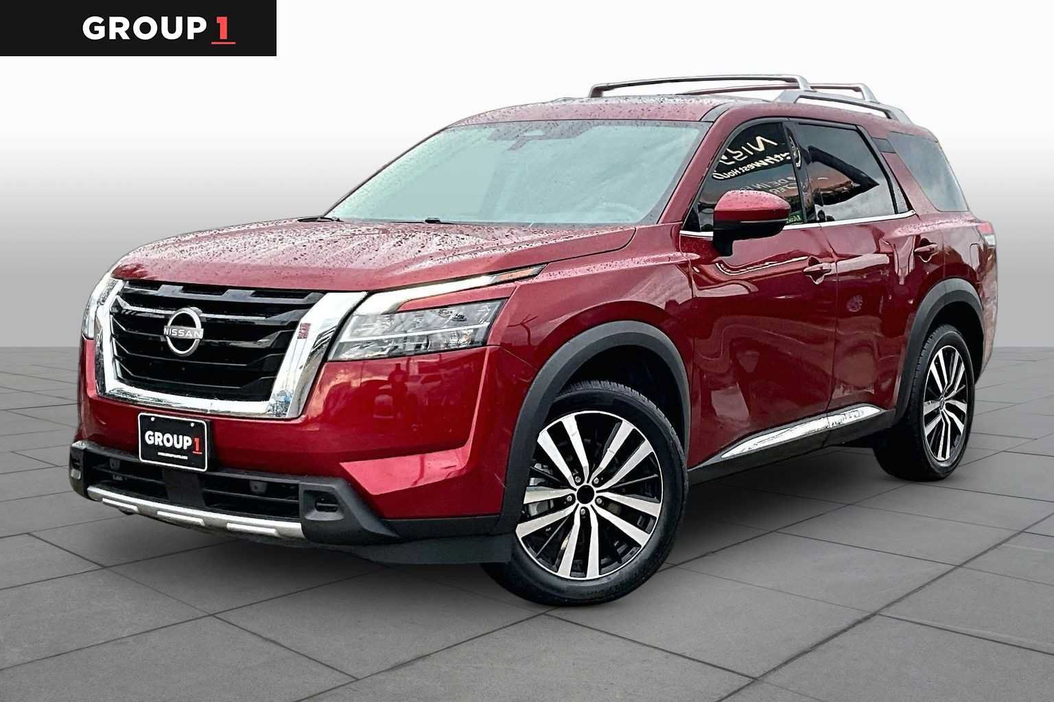 Certified 2023 Nissan Pathfinder Platinum FWD image 1