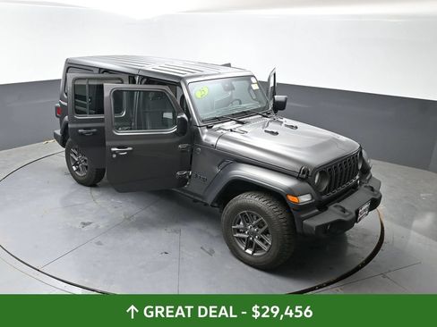 Used 2025 Jeep Wrangler Unlimited Sport AWD/4WD image 60