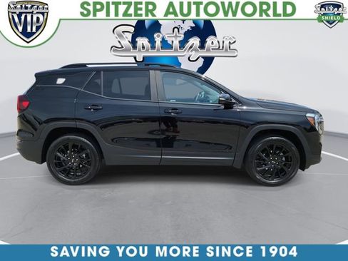 Certified 2023 GMC Terrain SLE w/ Driver Convenience Package AWD/4WD image 10