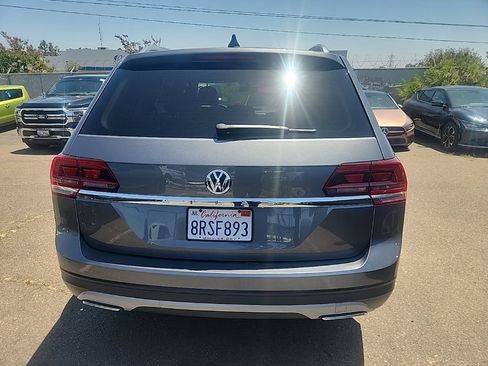 Used 2018 Volkswagen Atlas SE FWD image 11