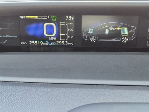 Used 2019 Toyota Prius Prime Advanced image 17