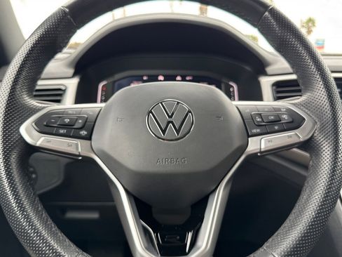 Used 2020 Volkswagen Atlas Cross Sport SEL Premium R-Line image 24