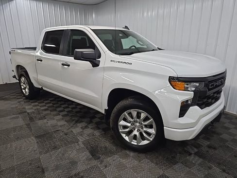 Used 2024 Chevrolet Silverado 1500 Custom image 7