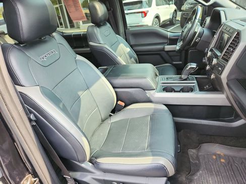 Used 2017 Ford F150 Raptor w/ Equipment Group 802A Luxury AWD/4WD image 28