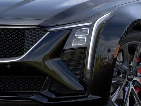 New 2026 Cadillac CT5 V w/ Platinum Package AWD/4WD image 10