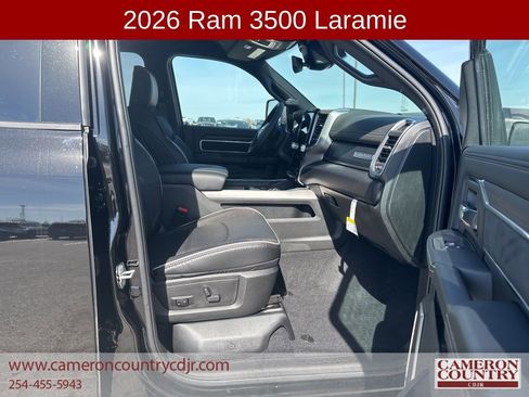 New 2026 RAM 3500 Laramie AWD/4WD image 17