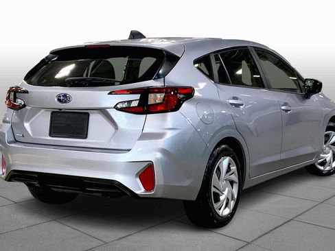 Certified 2025 Subaru Impreza 2.0i image 12