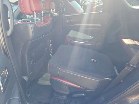 Used 2018 Dodge Durango SRT w/ Technology Group AWD/4WD image 6