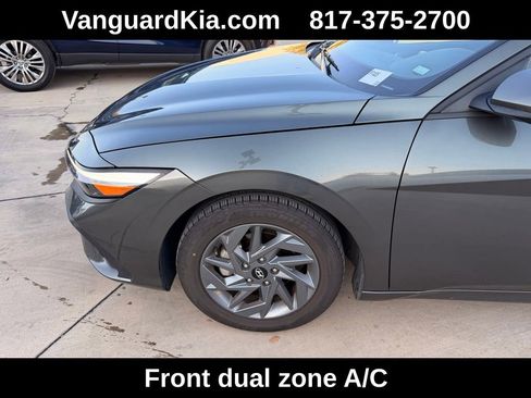 Used 2024 Hyundai Elantra SEL image 8