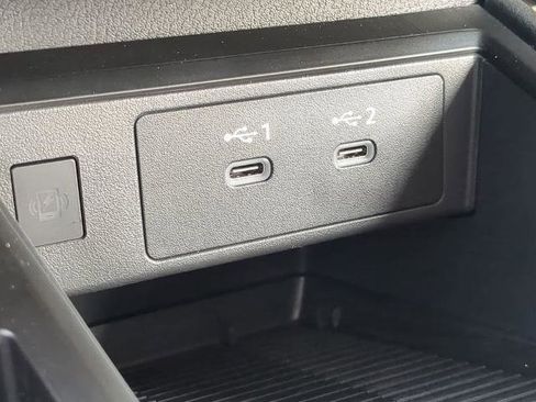 Certified 2026 Nissan Kicks SV FWD image 21