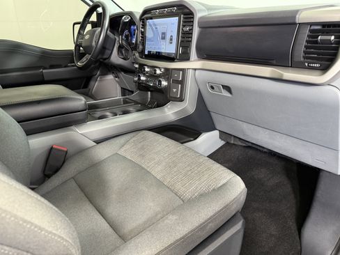 Certified 2021 Ford F150 XLT w/ Equipment Group 302A High image 11