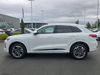Certified 2025 Audi Q5 Premium w/ Convenience Package
