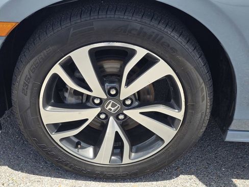 Used 2023 Honda Odyssey Touring image 9