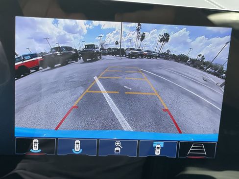 Used 2024 Chevrolet Corvette Stingray Premium Conv w/ Z51 Performance Package image 21