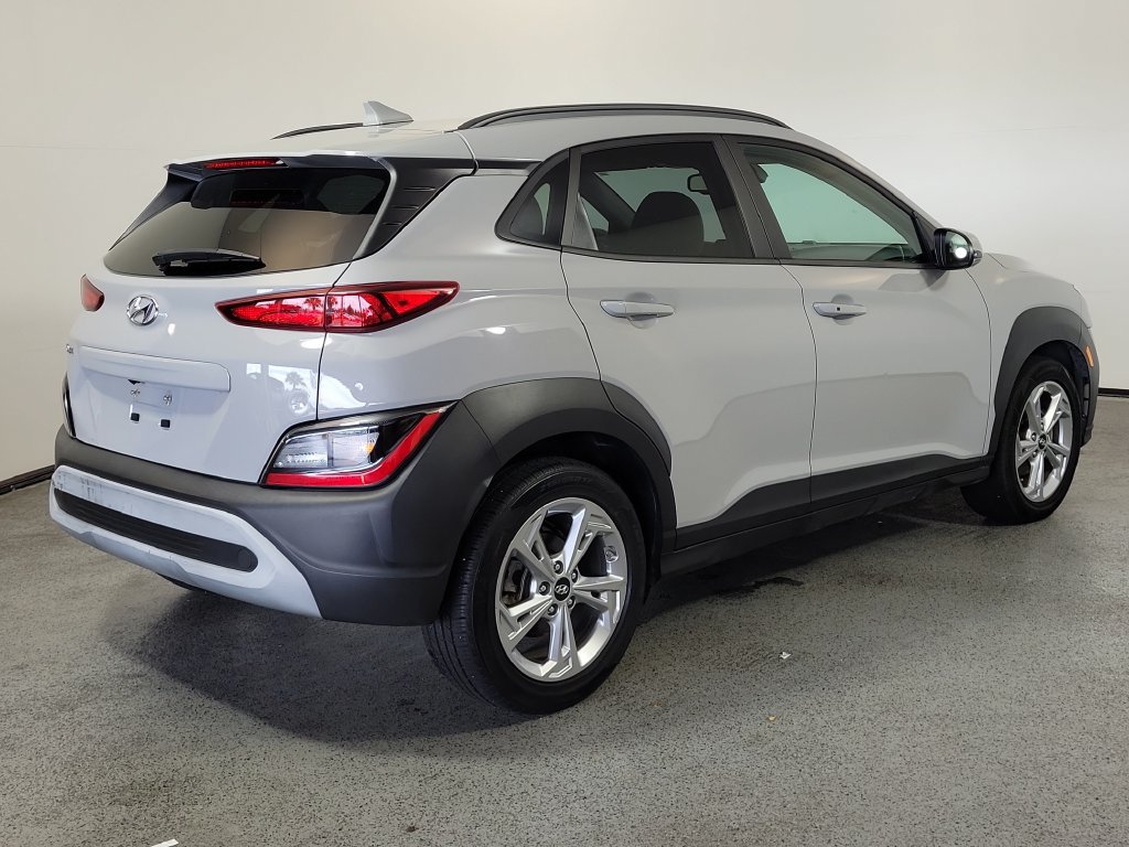 Used 2023 Hyundai Kona SEL FWD image 6
