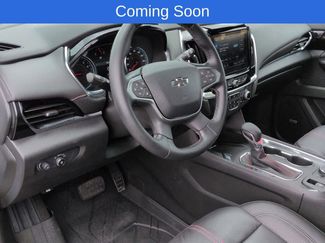 Used 2023 Chevrolet Traverse RS w/ LPO, Floor Liner Package FWD video 2