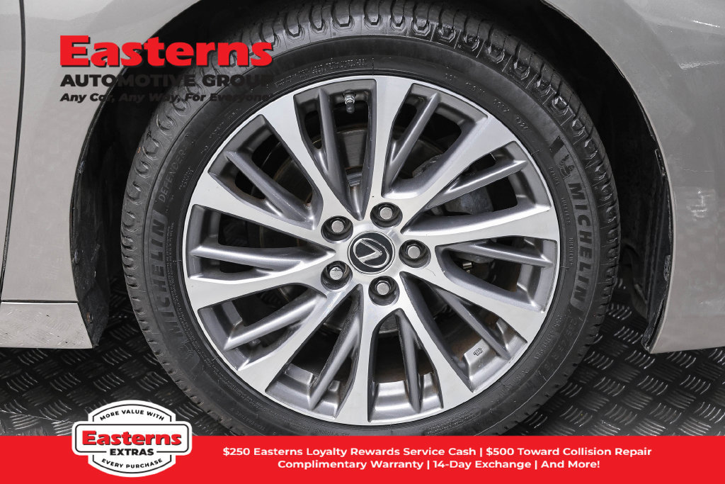 Used 2021 Lexus ES 350 w/ Premium Package FWD image 34