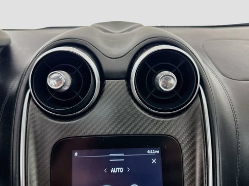 Used 2021 McLaren GT RWD image 26