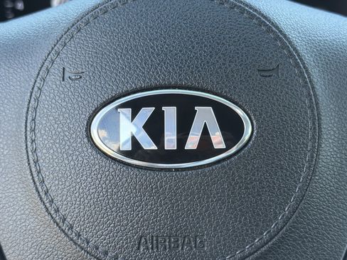 Used 2020 Kia Sorento EX FWD image 23