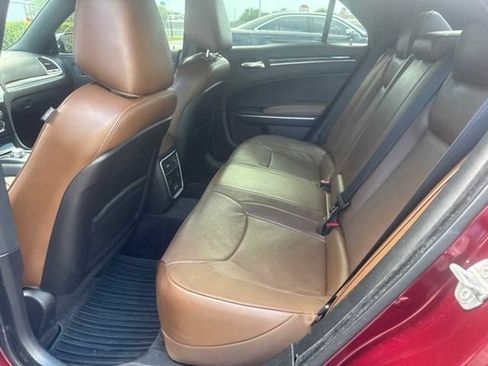 Used 2018 Chrysler 300 Limited w/ Safetytec Plus Group RWD image 15