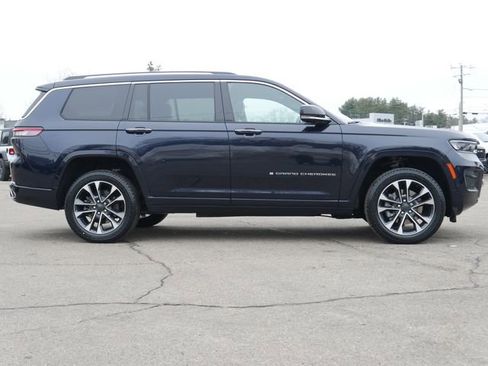 Used 2023 Jeep Grand Cherokee L Overland image 7