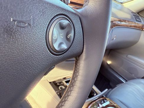 Used 2007 Mercedes-Benz S 550 image 26