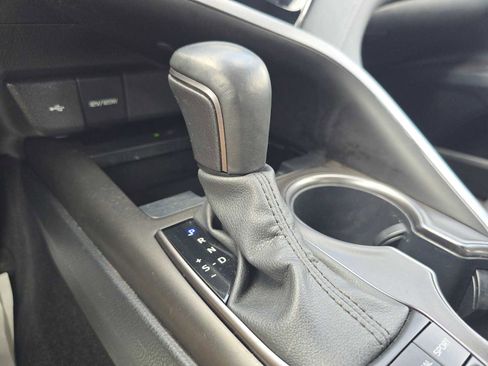 Used 2023 Toyota Camry XSE FWD image 34