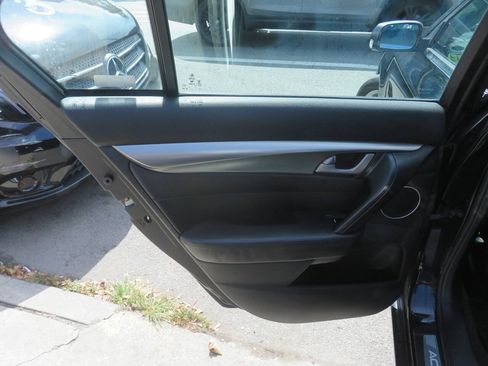 Used 2009 Acura TL w/ Technology Package FWD image 29