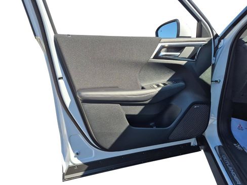 New 2026 Mitsubishi Outlander ES FWD image 26