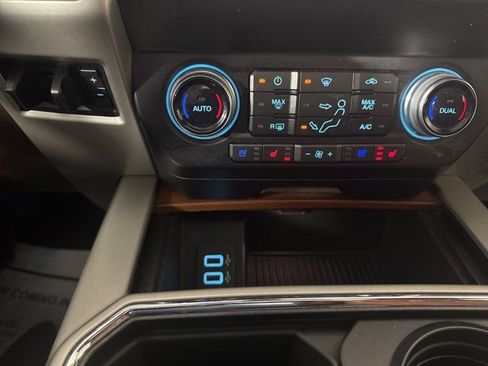 Certified 2019 Ford F250 King Ranch w/ King Ranch Ultimate Package image 16