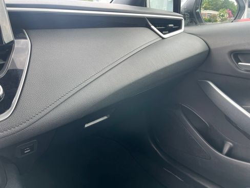 Used 2024 Toyota Corolla SE FWD image 25