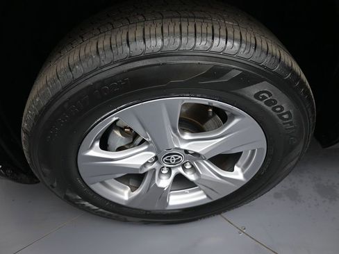 Certified 2024 Toyota RAV4 LE AWD/4WD image 14