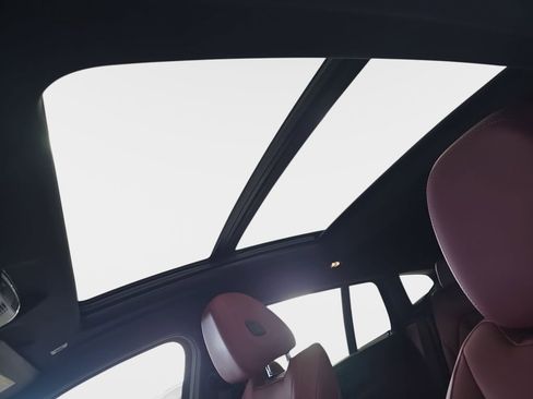 Certified 2023 BMW X4 M40i w/ Premium Package image 29