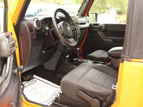Used 2012 Jeep Wrangler Sport w/ Connectivity Group image 20