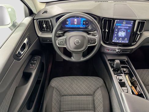 Certified 2023 Volvo XC60 B5 Core w/ Protection Package Premier image 23