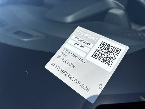 Certified 2024 Chevrolet Trax LT FWD image 37