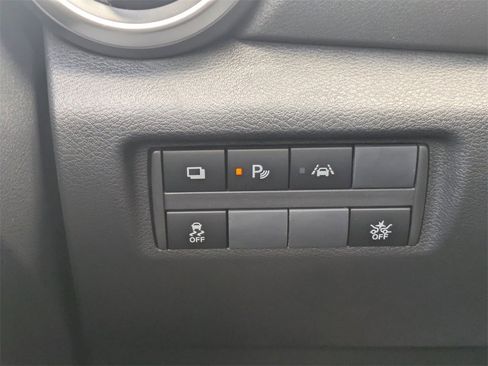 New 2025 Nissan Versa S w/ Trunk Package image 23