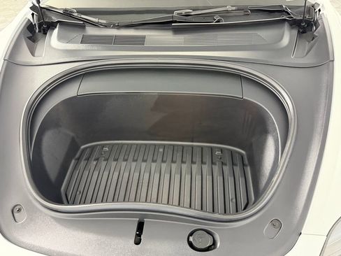 Used 2024 Tesla Model 3 Long Range image 36