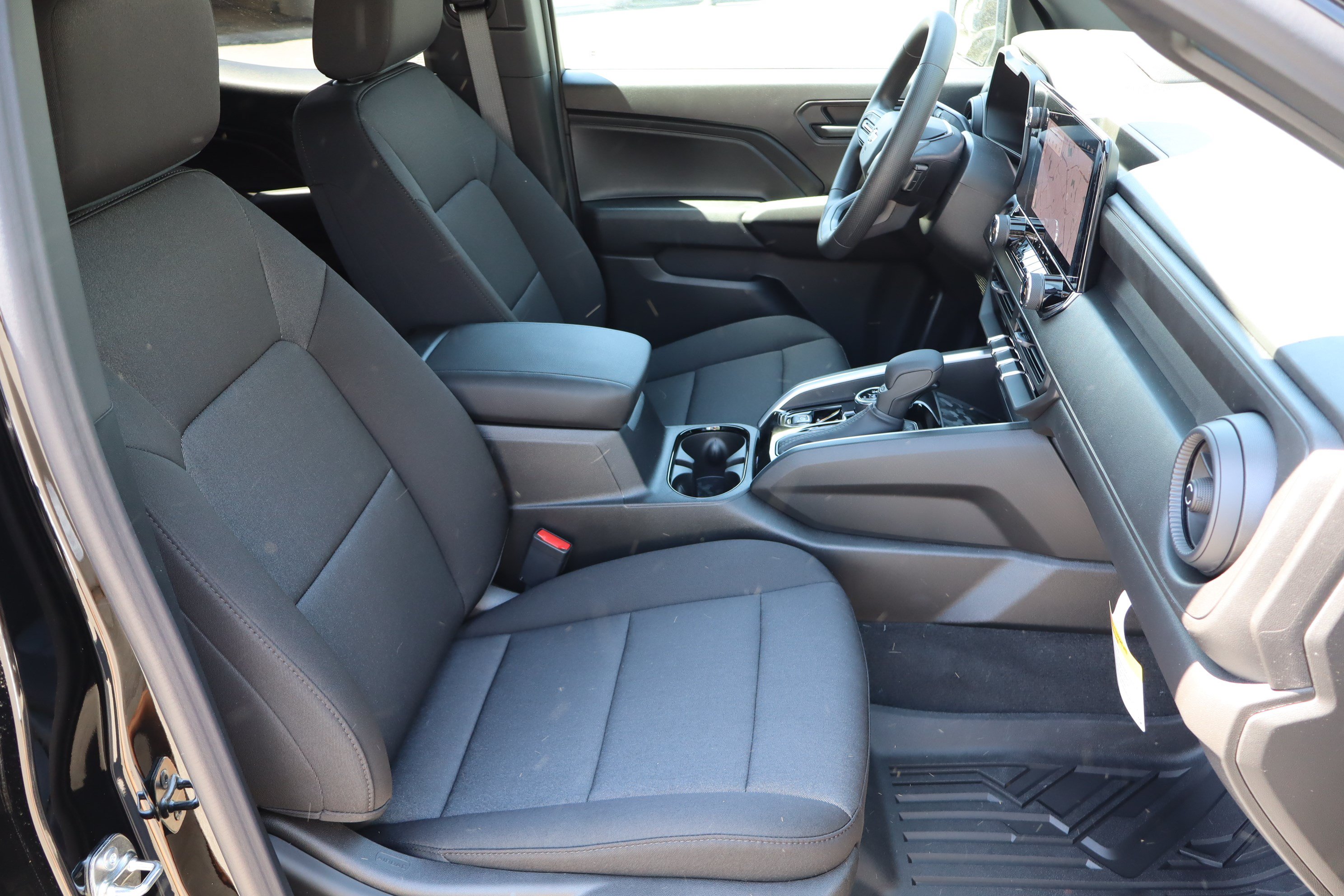 New 2026 Chevrolet Colorado Trail Boss AWD/4WD image 25