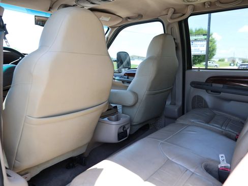 Used 2000 Ford Excursion Limited AWD/4WD image 29
