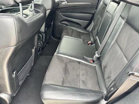 Used 2021 Jeep Grand Cherokee Laredo X image 7