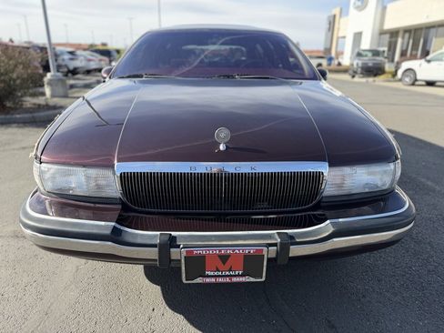 Used 1993 Buick Roadmaster Estate image 8