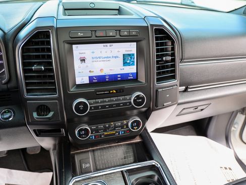 Used 2021 Ford Expedition Limited RWD image 25