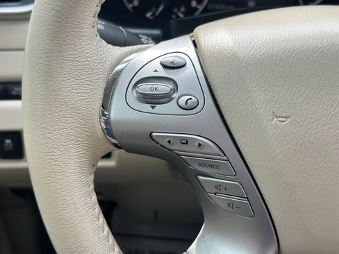 Used 2016 Nissan Murano SV image 21