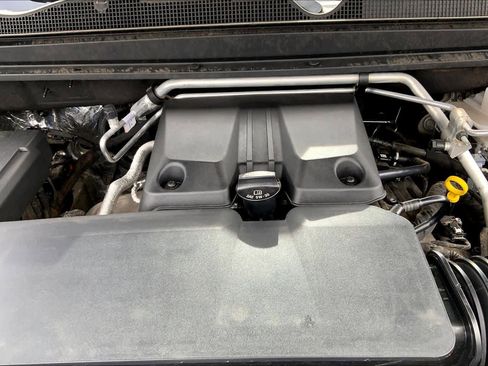 Used 2024 GMC Canyon AT4X AWD/4WD image 32