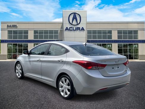 Used 2013 Hyundai Elantra Limited FWD image 3