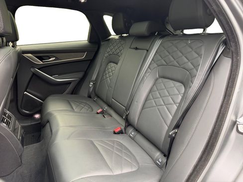Used 2023 Jaguar F-PACE S AWD/4WD image 16